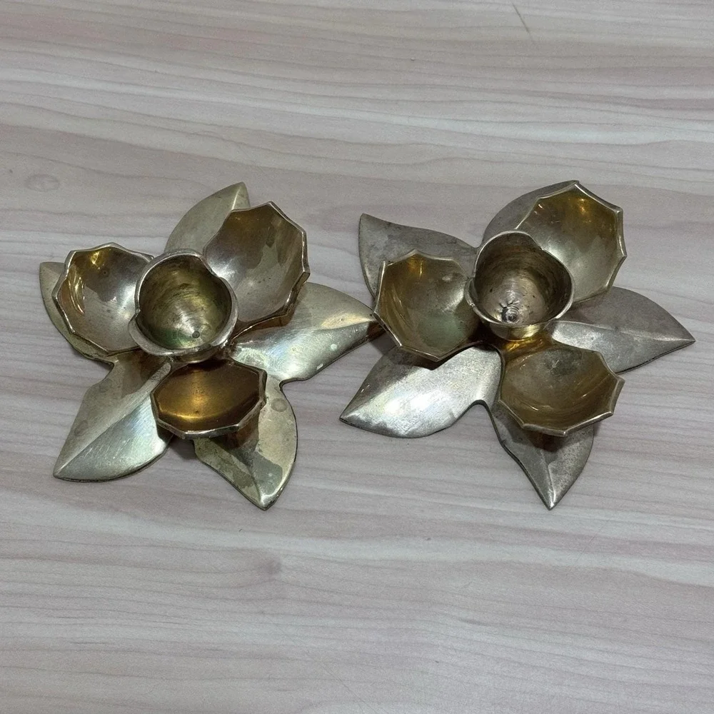Pair Of Vintage Solid Brass Flower Lotus Water Lily Taper Candlestick Holders